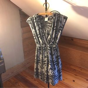 Marika The Balance Collection Grey Black Hooded Swim Cover Up Dress, EUC, S